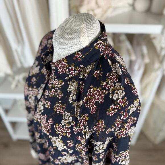 Umgee Women's Size L Black Floral Flowy Button Up Blouse w/ Lace Trim  3464 - Picture 7 of 10